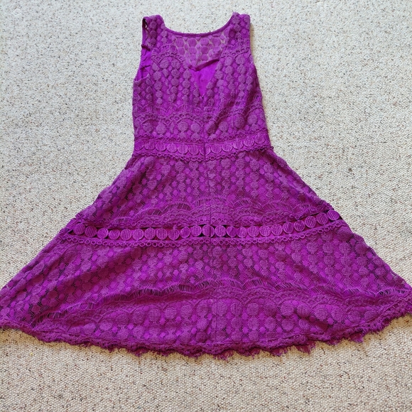 💜💜Adelyn Rae Magenta Lace  Dress - Picture 3 of 11
